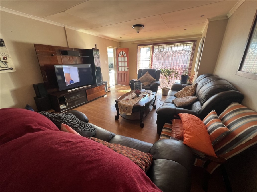 2 Bedroom Property for Sale in Abbotsford Eastern Cape